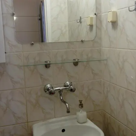 Jachtklub 酒店 埃尔布隆格